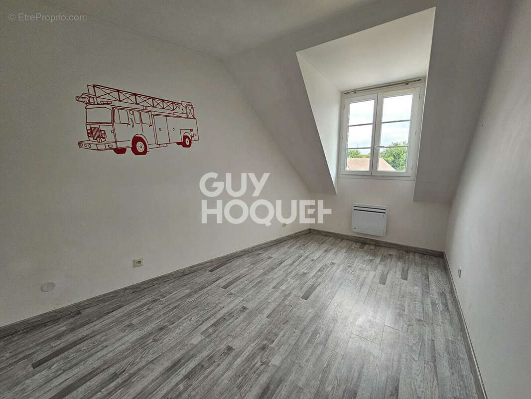 Appartement à GUIGNES
