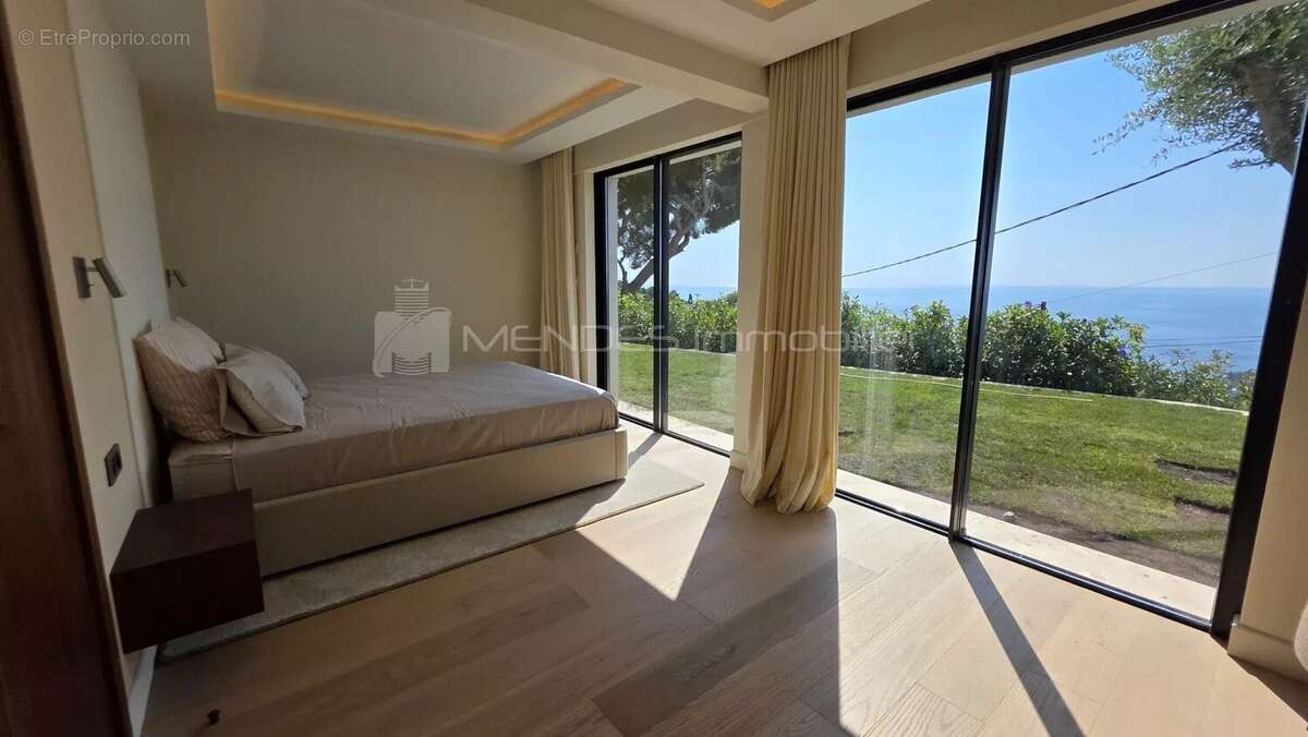Superbe villa moderne vue mer a beausoleil - photo 41