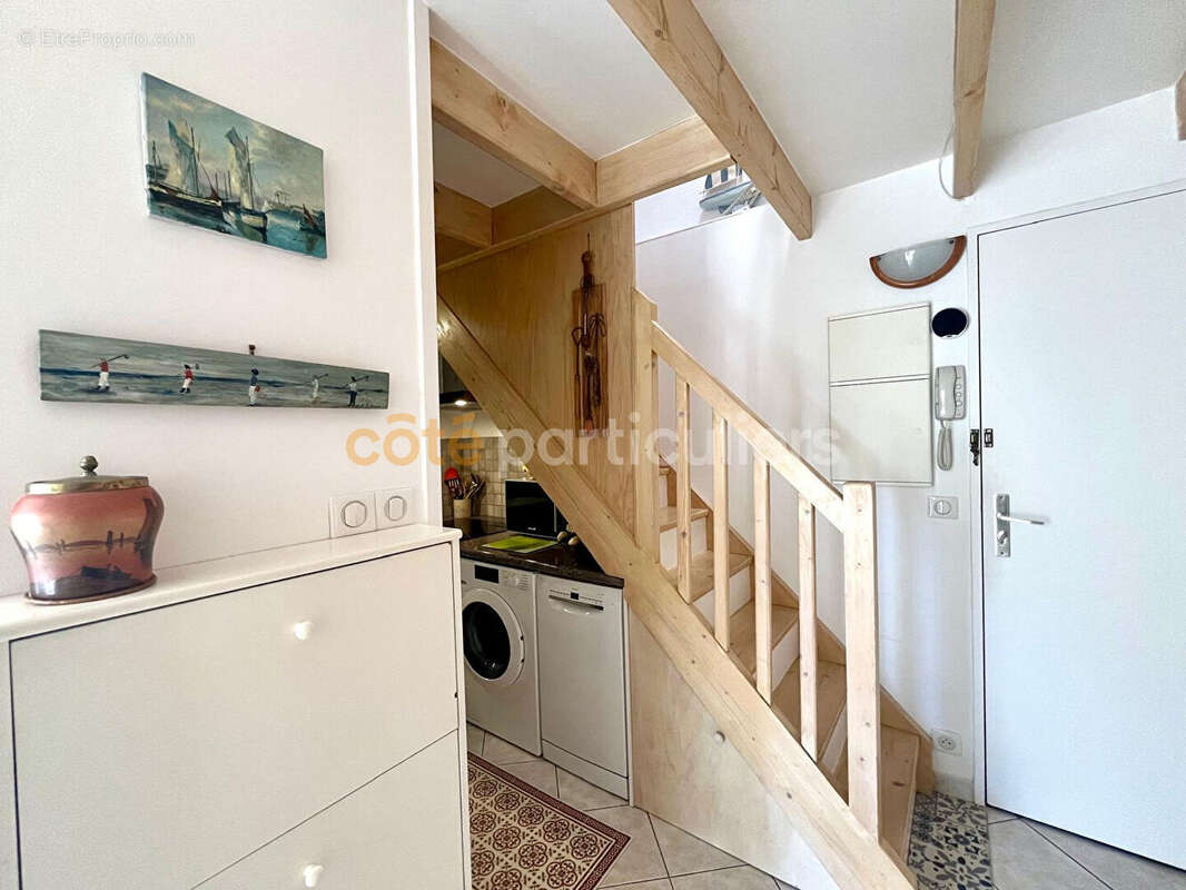 Appartement duplex avec aperçu mer . Résidence sécurisée - photo 8