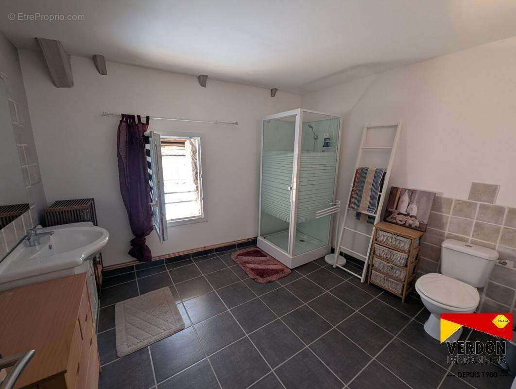 Appartement à ALLOS