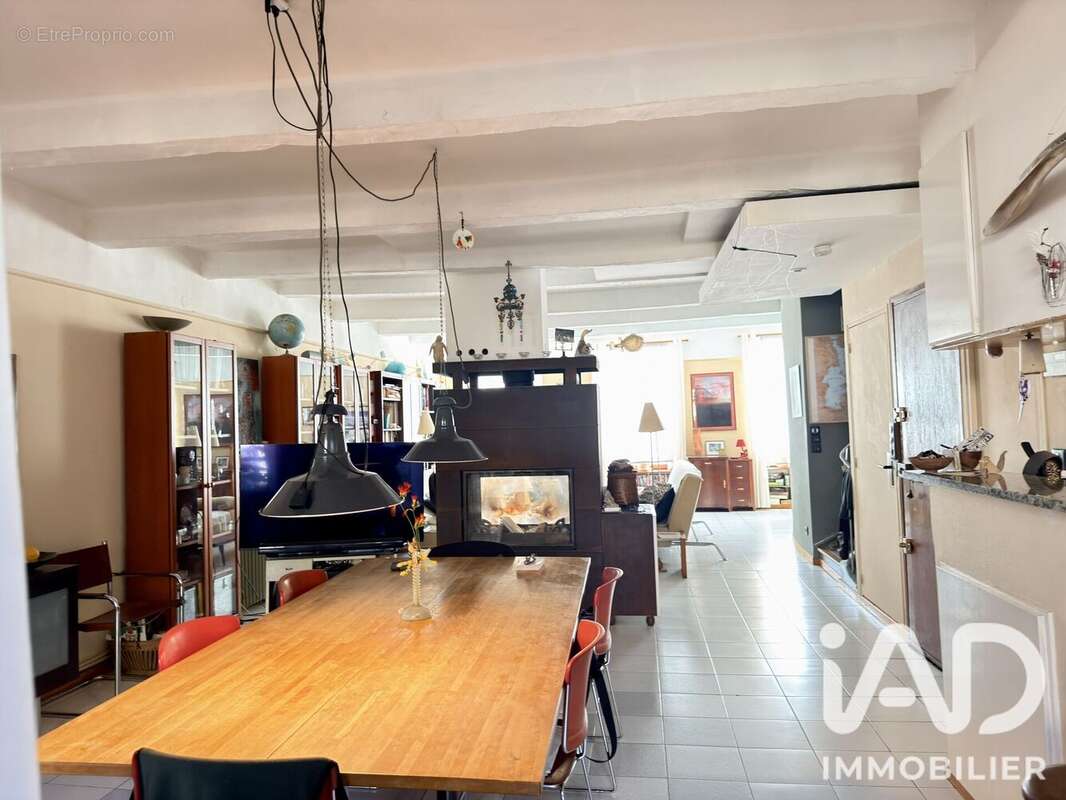 Photo 8 - Appartement à MARSEILLE-10E