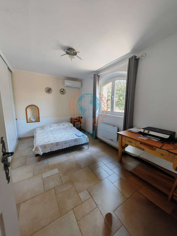 Propriété de charme avec piscine et dépendance - photo 19