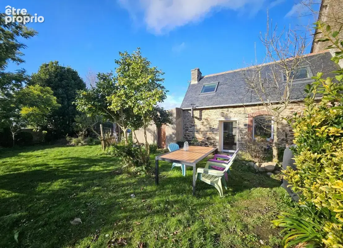 Maison à PLOEZAL