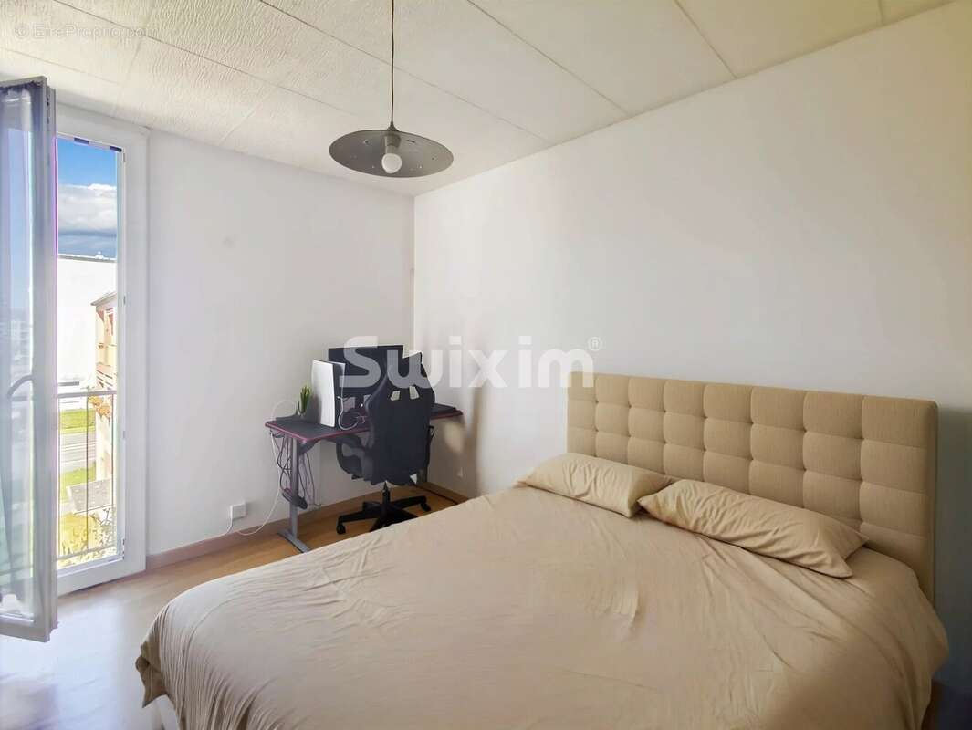 Appartement à PIERRELATTE