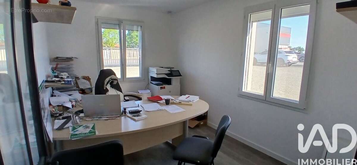 Appartement 572 m² à Bazoges-En-Paillers  - photo 6