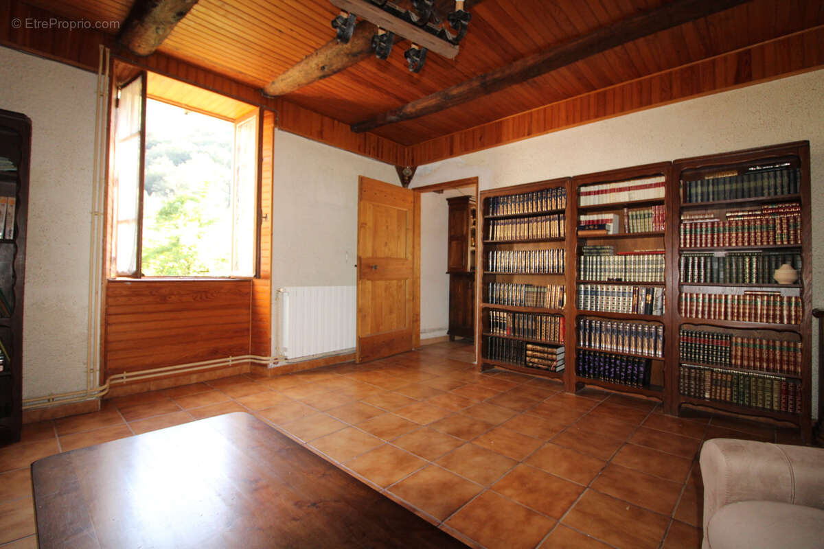Maison à SAUMANE