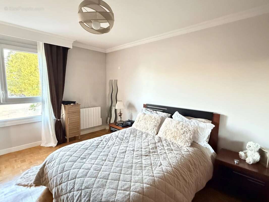 Appartement à CLICHY-SOUS-BOIS