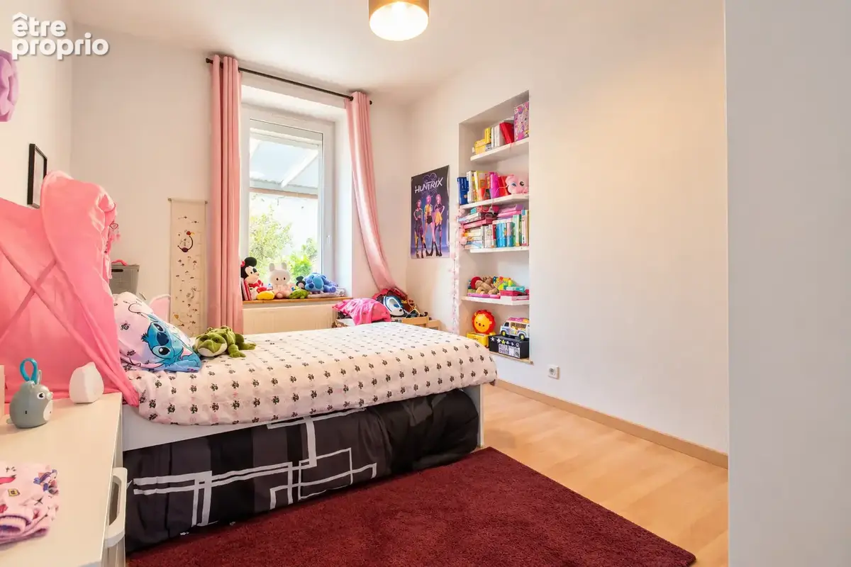 Une maison familiale avec cour au soleil et cave a vin : on signe ou ? - photo 24