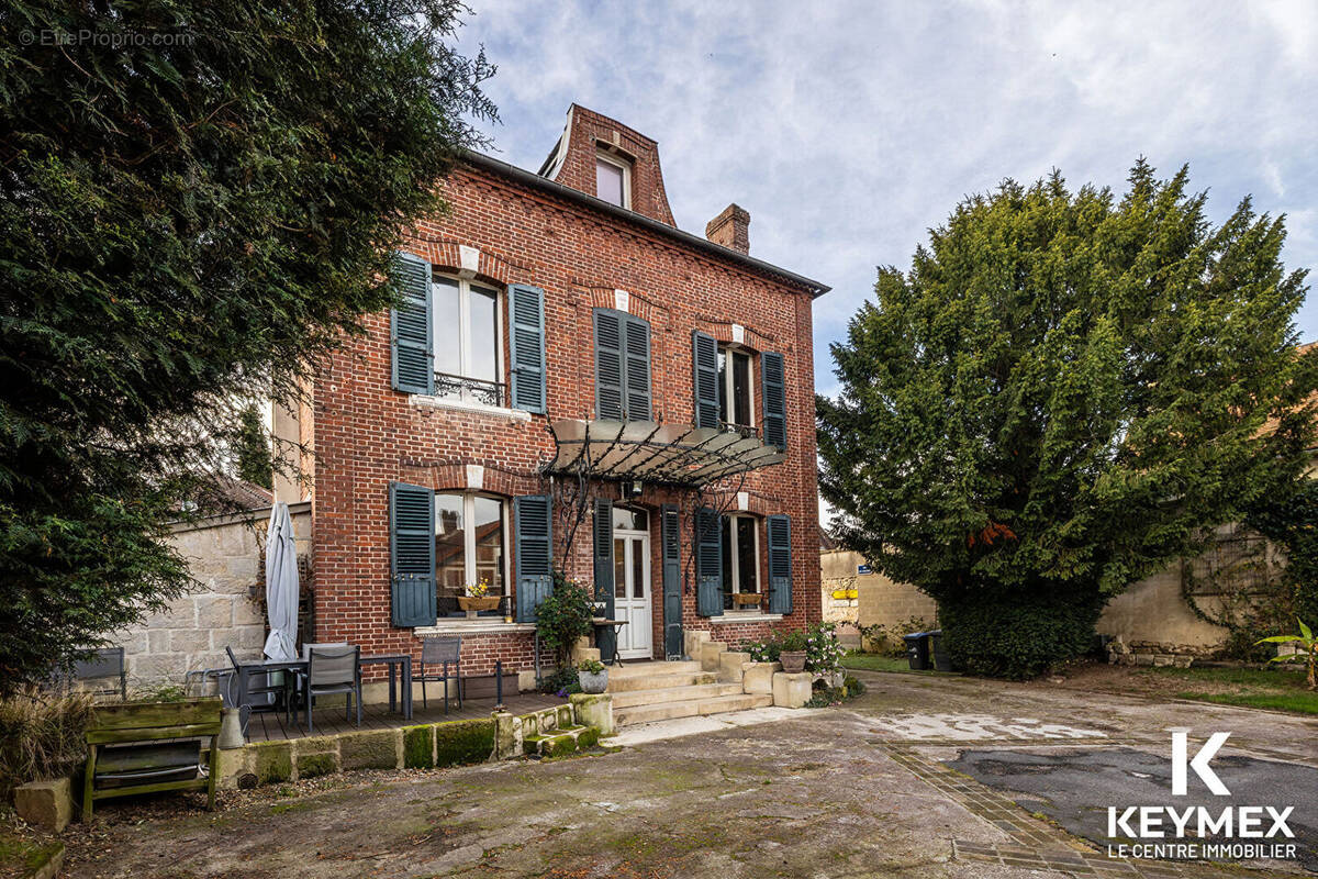 Maison à NEUILLY-EN-THELLE