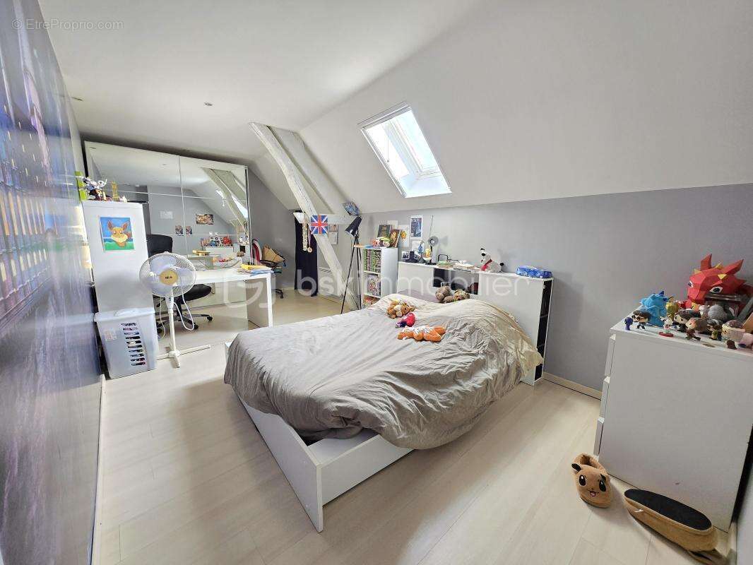 Magnifique Maison de Village de 251m² avec dépendances et piscine à Marzy - photo 16