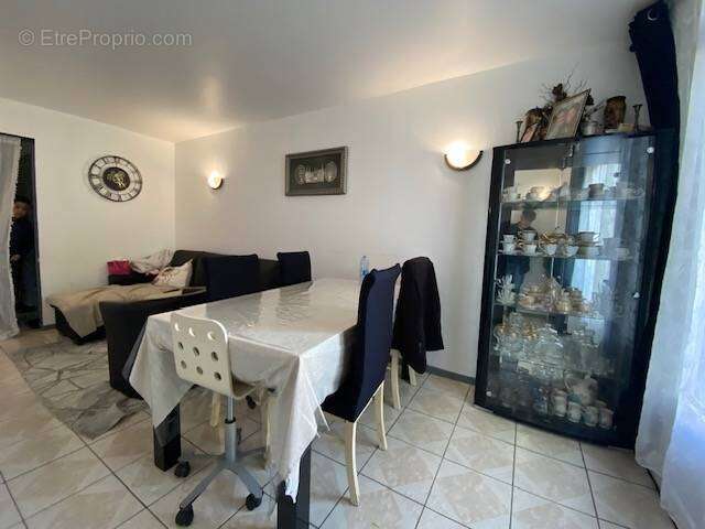 Appartement à LE RAINCY