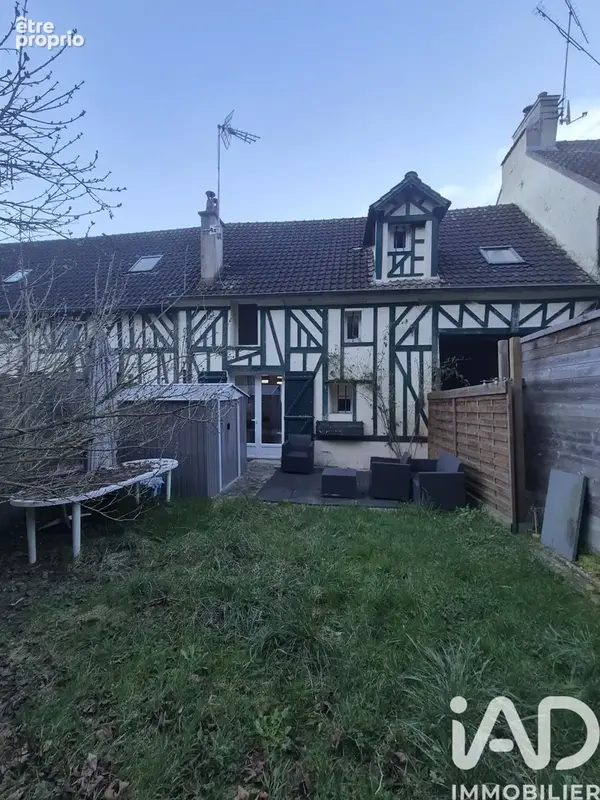 Photo 1 - Maison à SAINT-JEAN-LES-DEUX-JUMEAUX