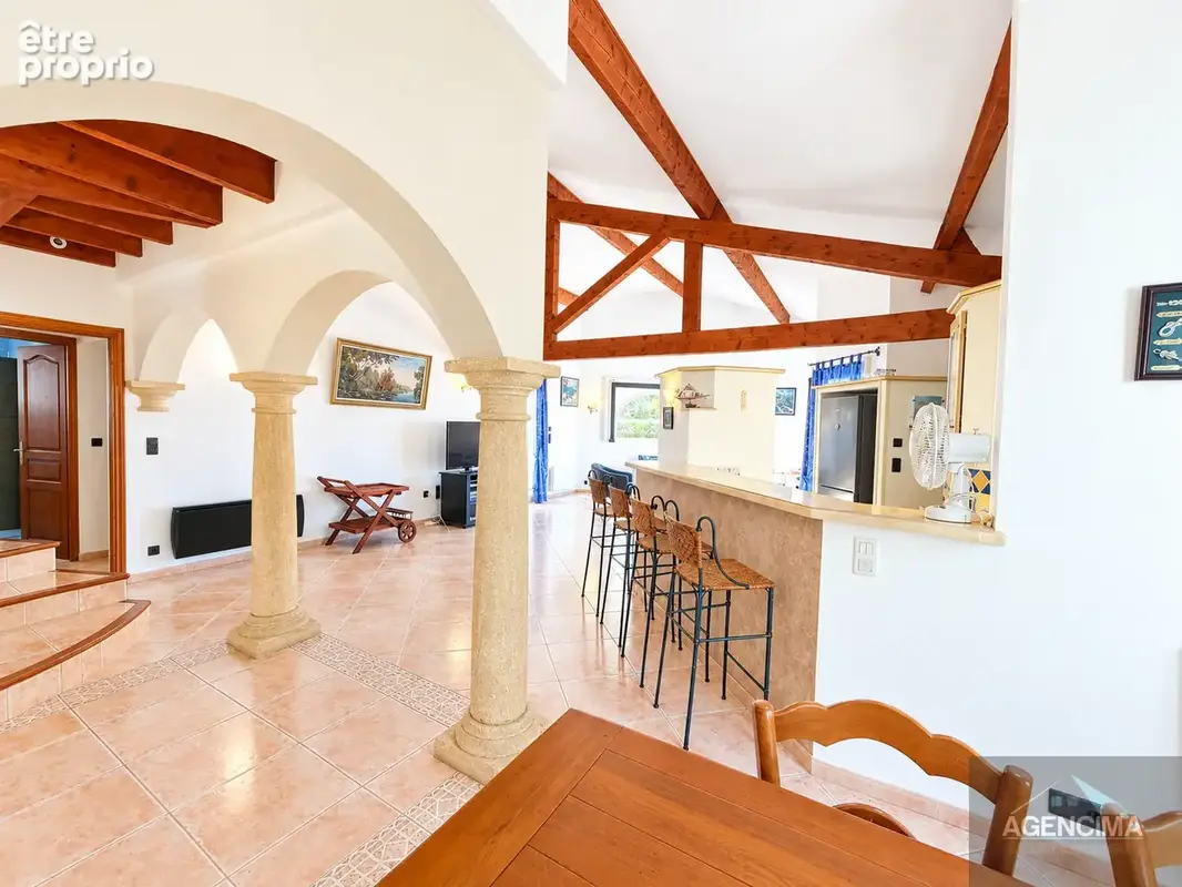 Villa T3/T4 lumineuse avec jardin, piscine, garage et solarium à Marseillan - photo 4