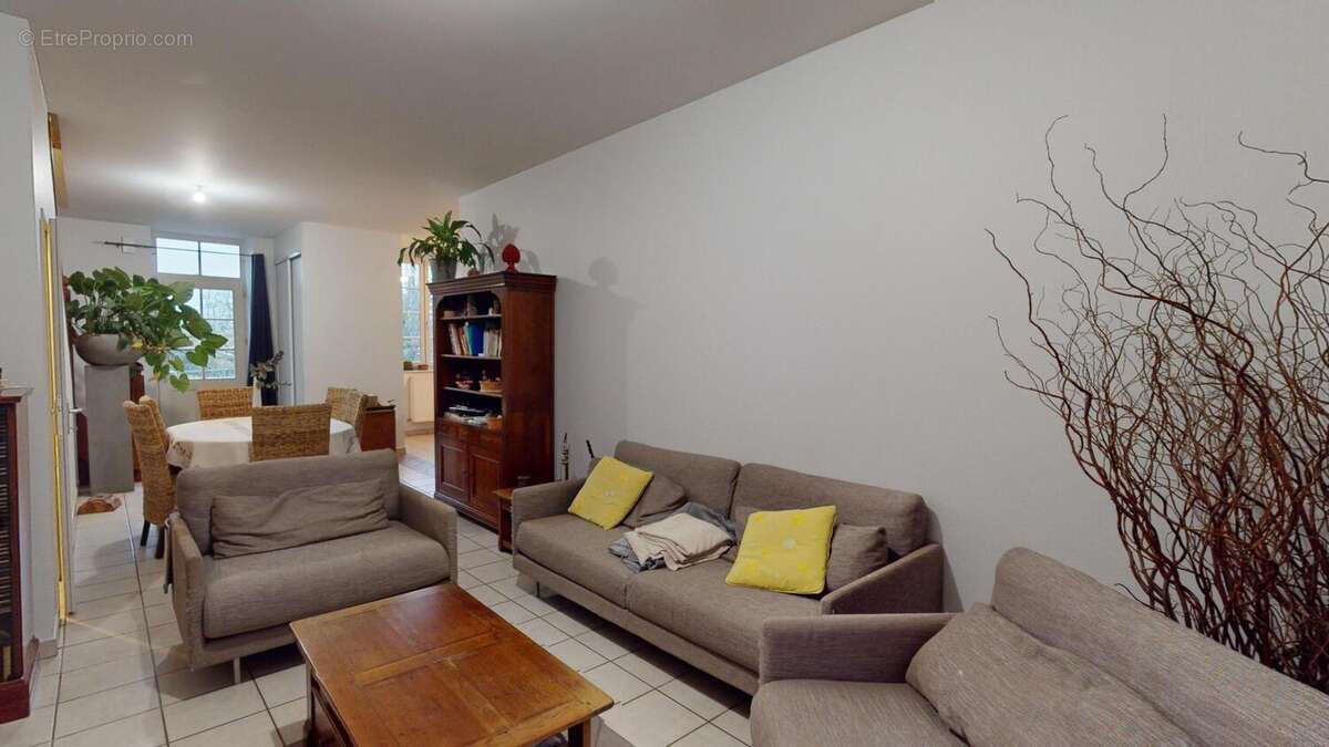 Photo 2 - Appartement à CUISERY