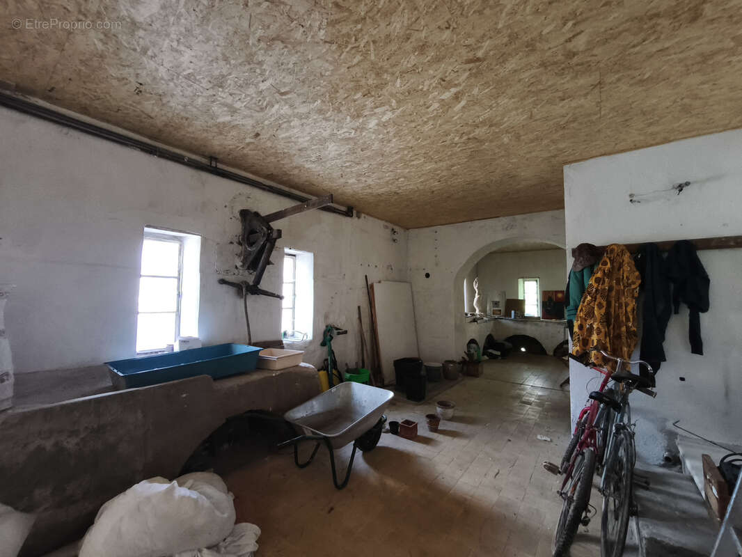 Maison à SUTRIEU