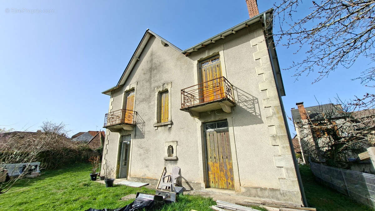 Opportunitée au coeur du village médieval de Teyssieu - photo 10