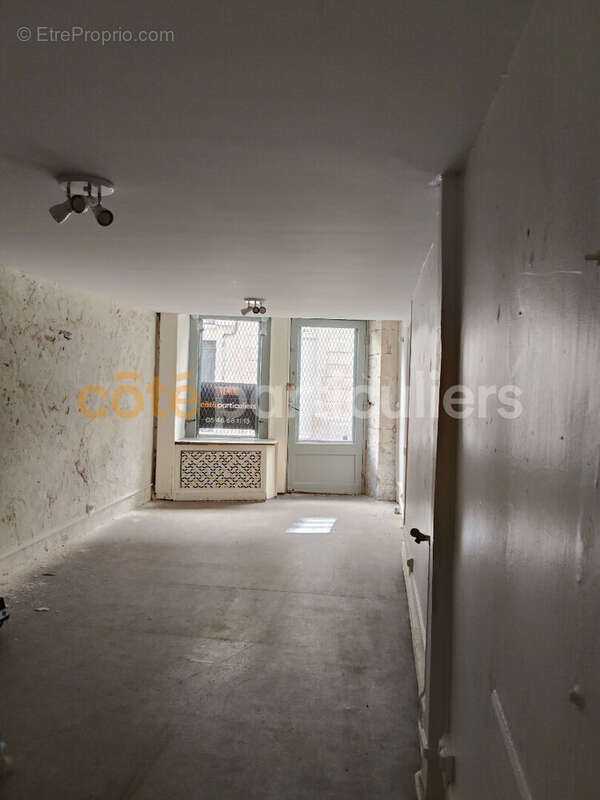 Local commercial  25 m² - la rochelle centre ville - photo 4