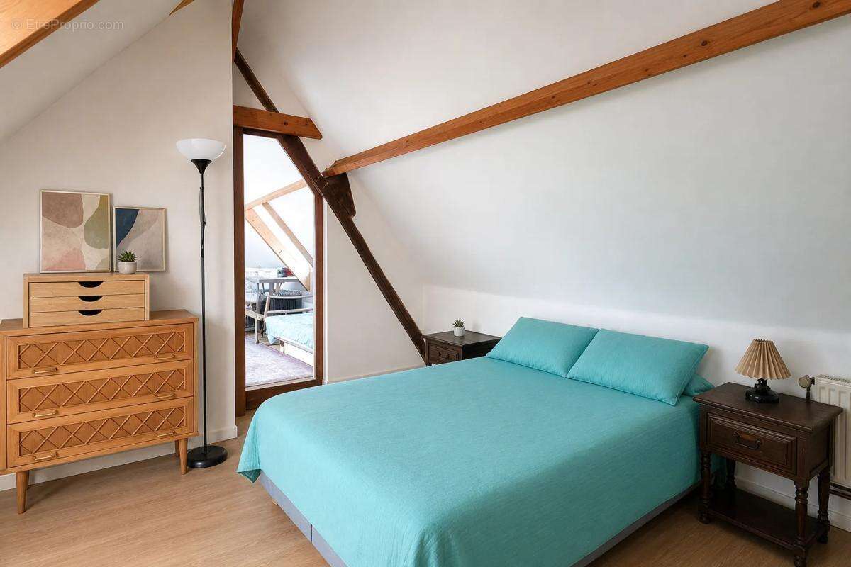 Maison à DAMVILLE