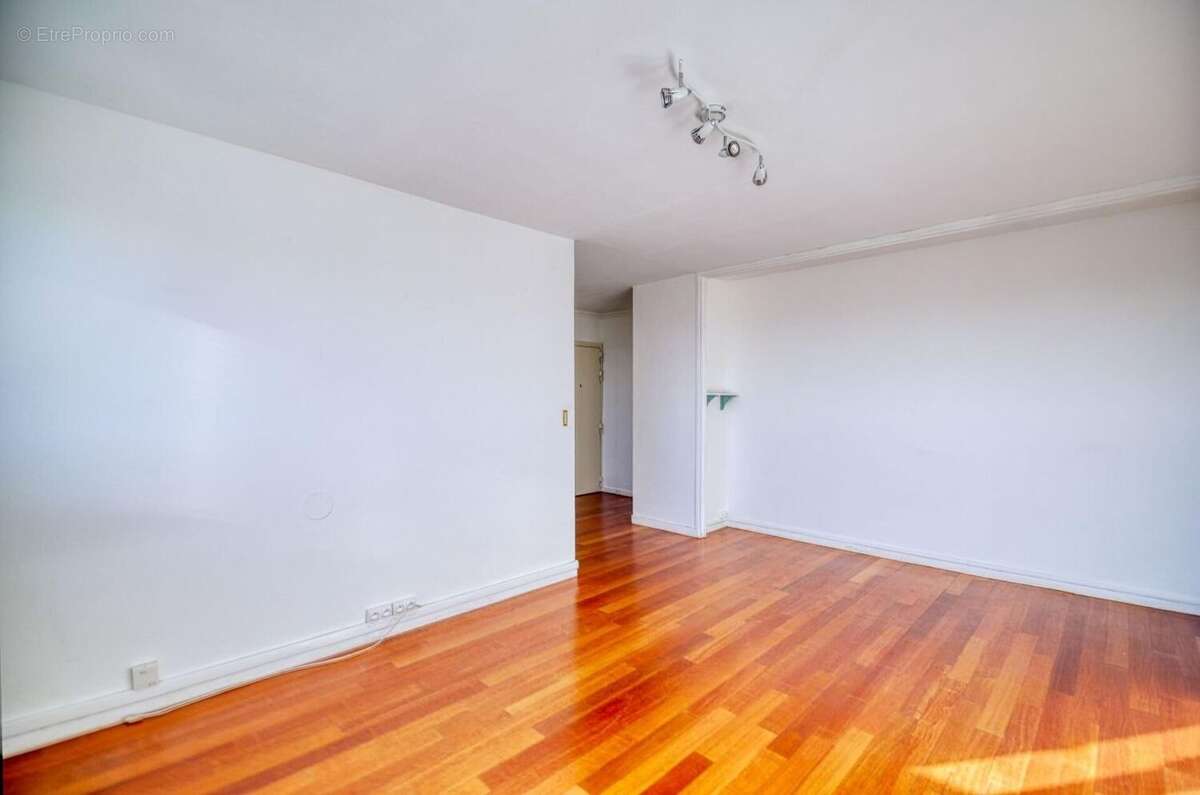 Photo 2 - Appartement à FONTENAY-AUX-ROSES