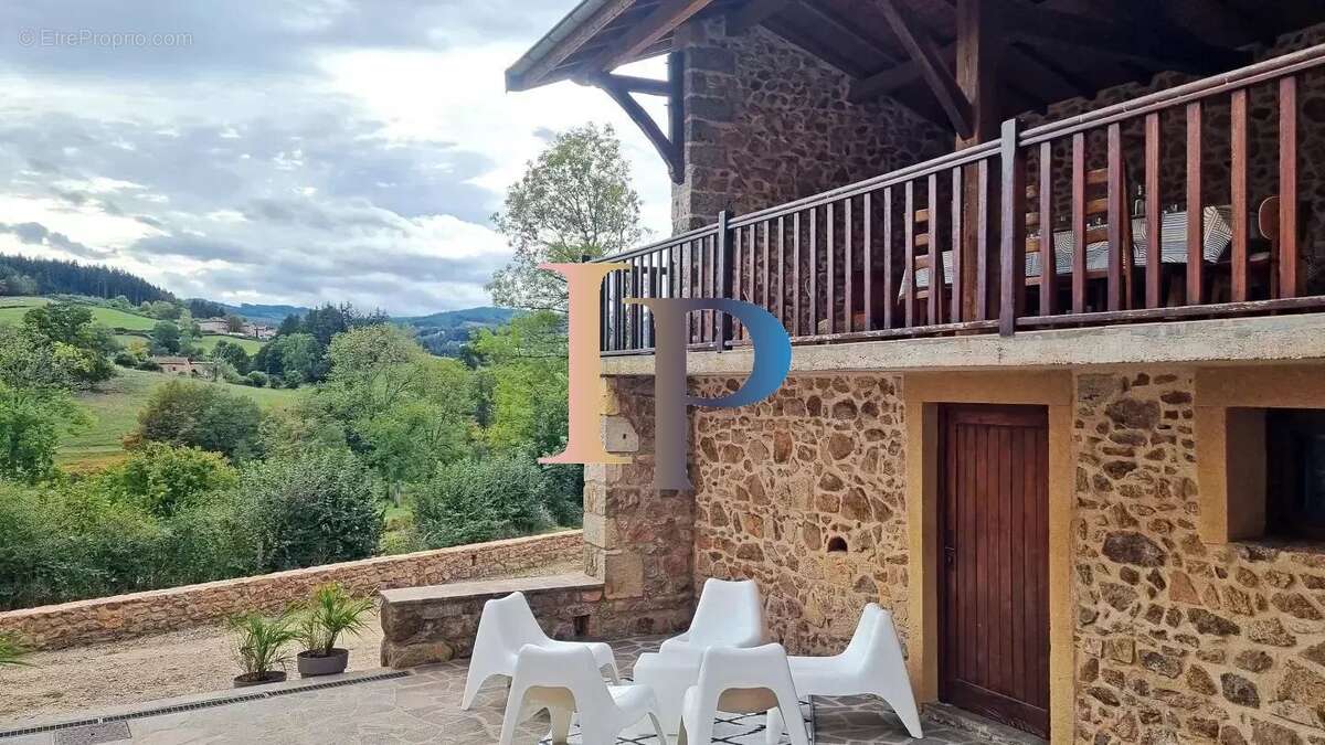 Maison à CHAUFFAILLES