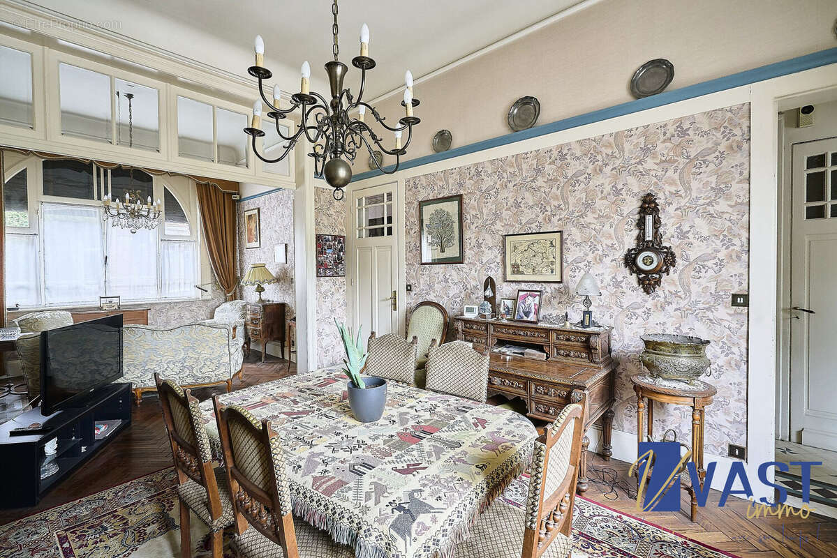 Maison à MONS-EN-BAROEUL