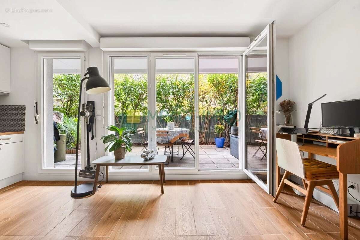 Appartement à CLICHY