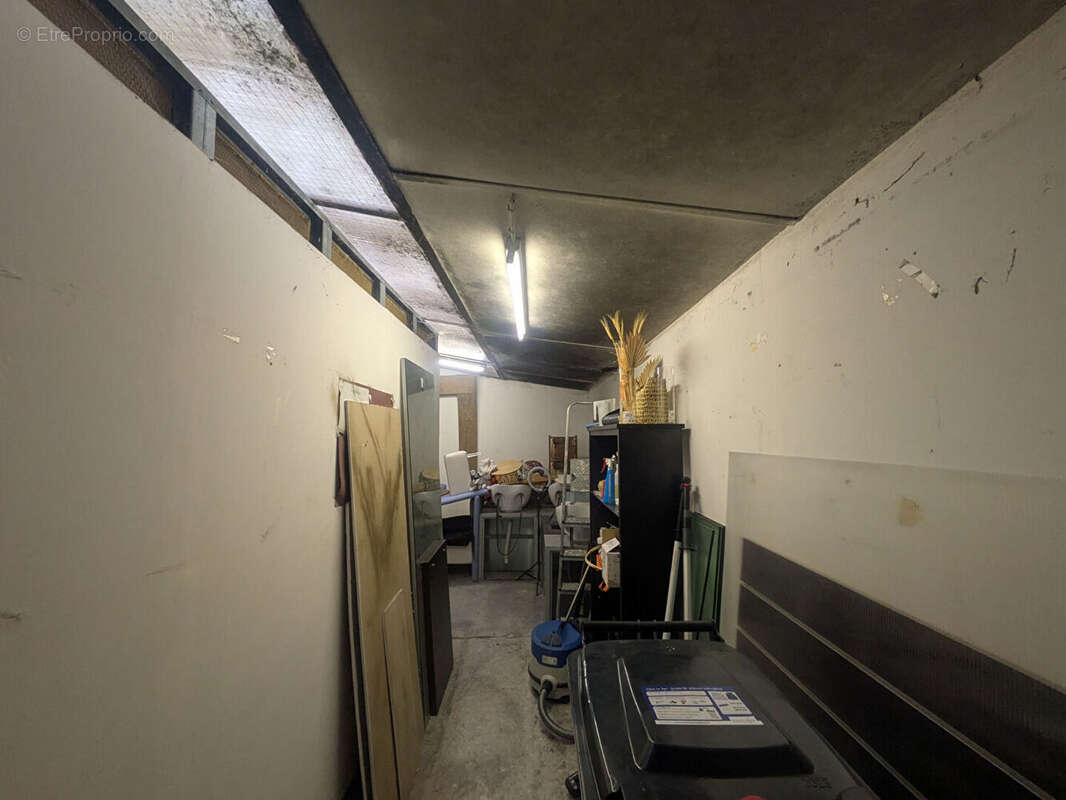 Commerce à FOUGERES