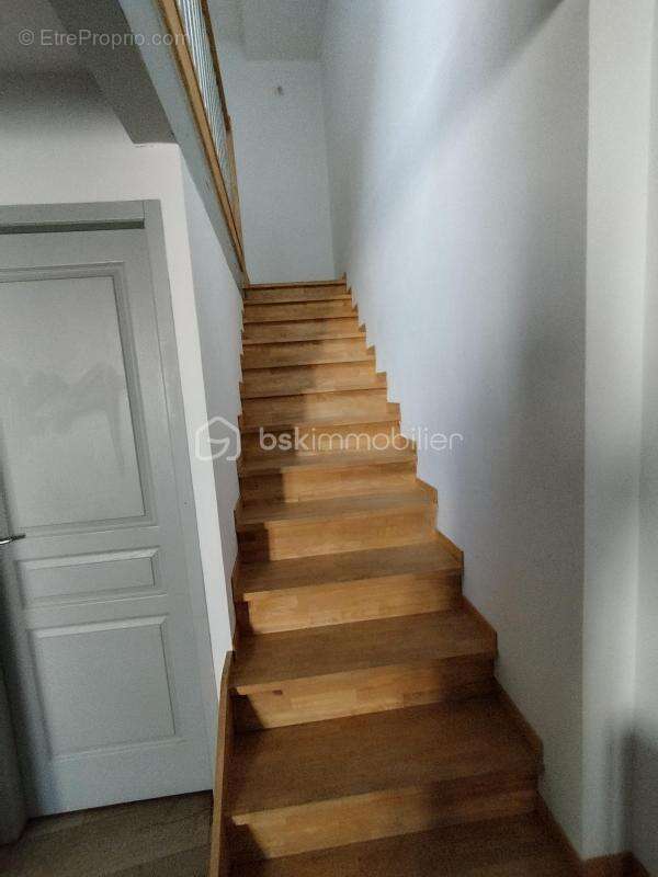 appartement et local commercial - photo 3