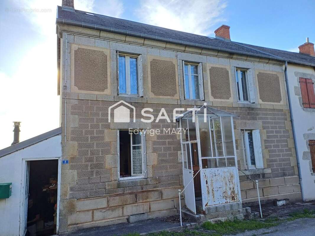 Photo 2 - Maison à BUSSIERE-NOUVELLE