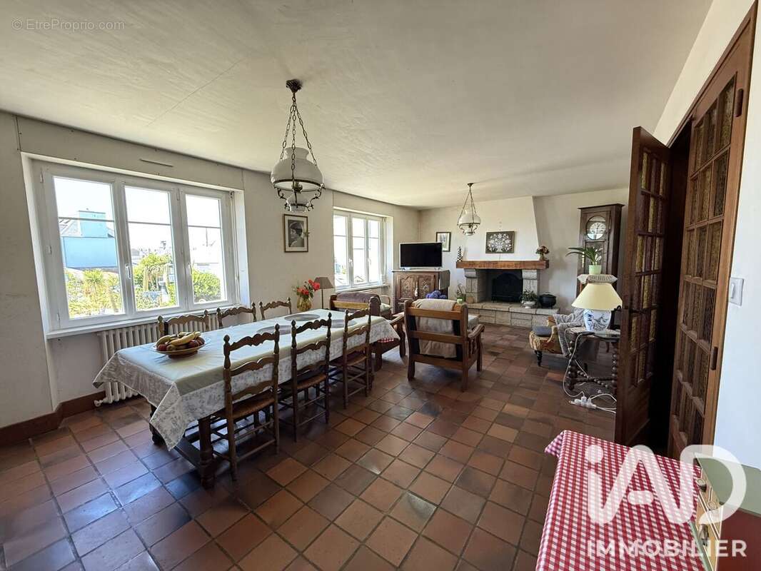 Maison 160 m² à Treffiagat  - photo 4