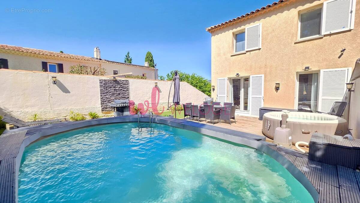 Maison à MARSEILLE-13E