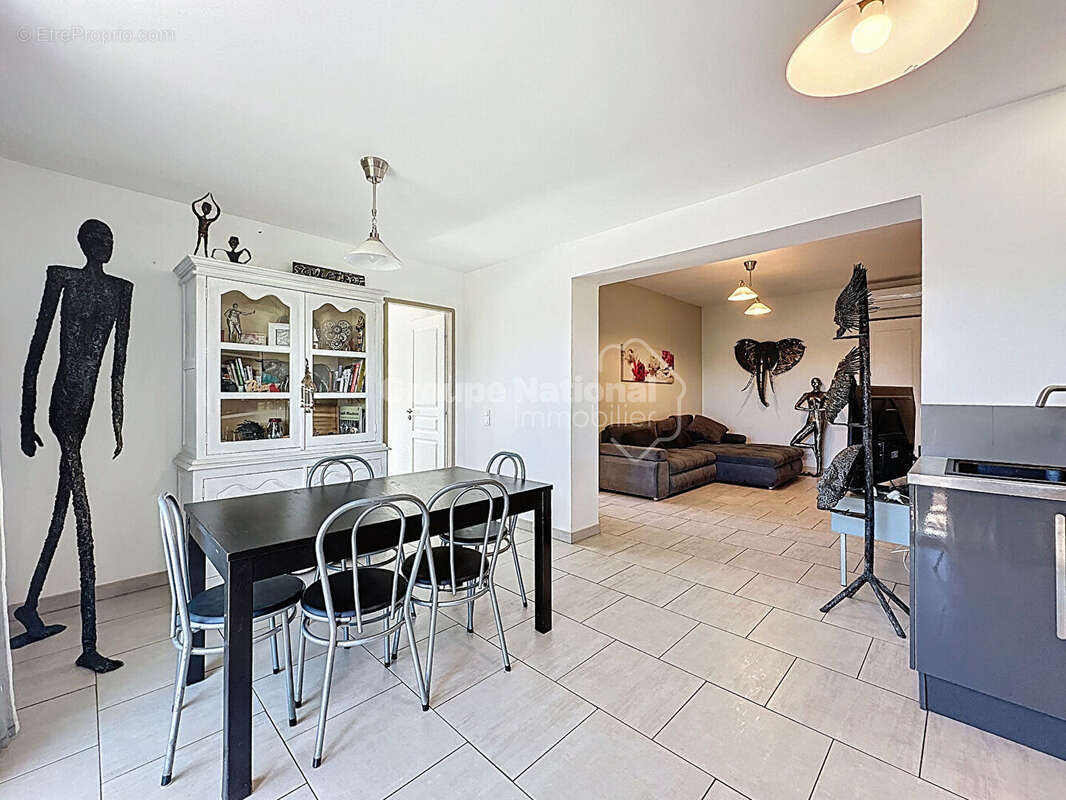 Maison à SAINT-PAUL-EN-FORET