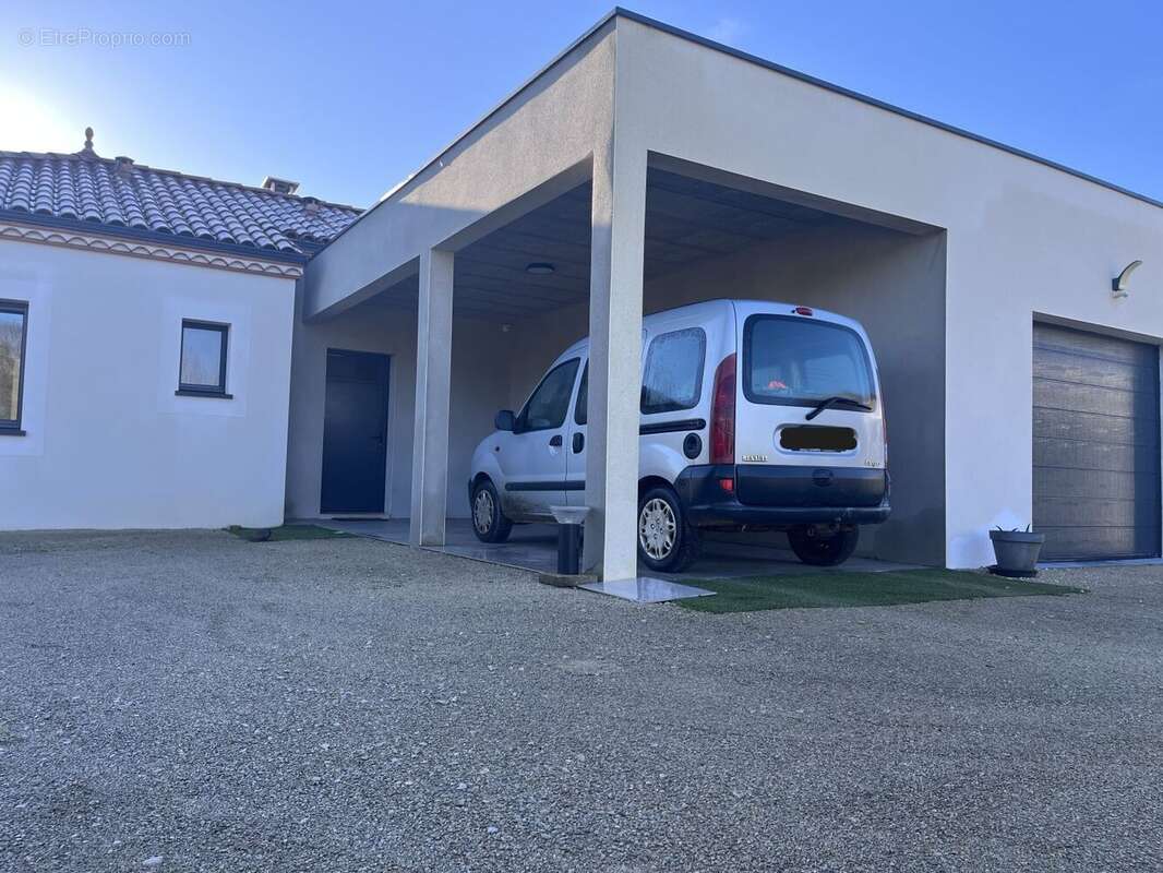 Façade avant - Maison à CAHORS