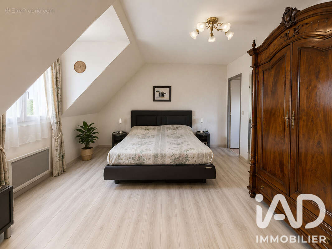 Photo 8 - Maison à PONTAULT-COMBAULT