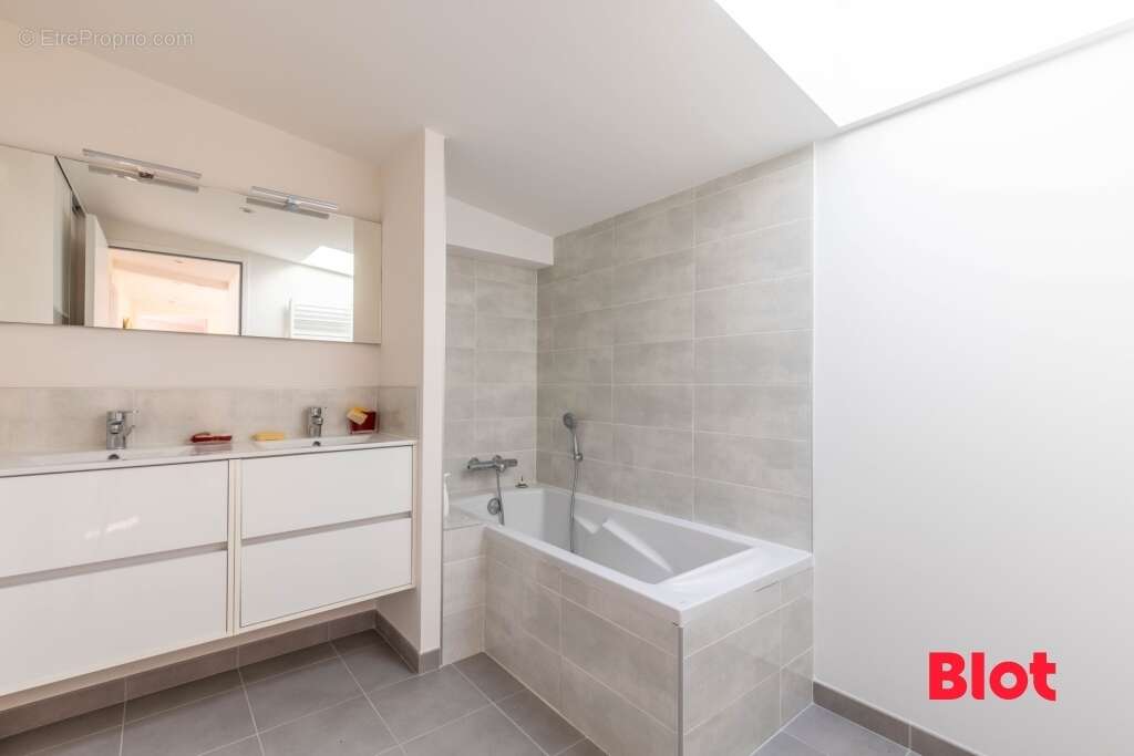 Maison à LA MEZIERE