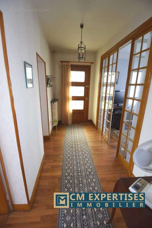 Maison à SAINT-ASTIER