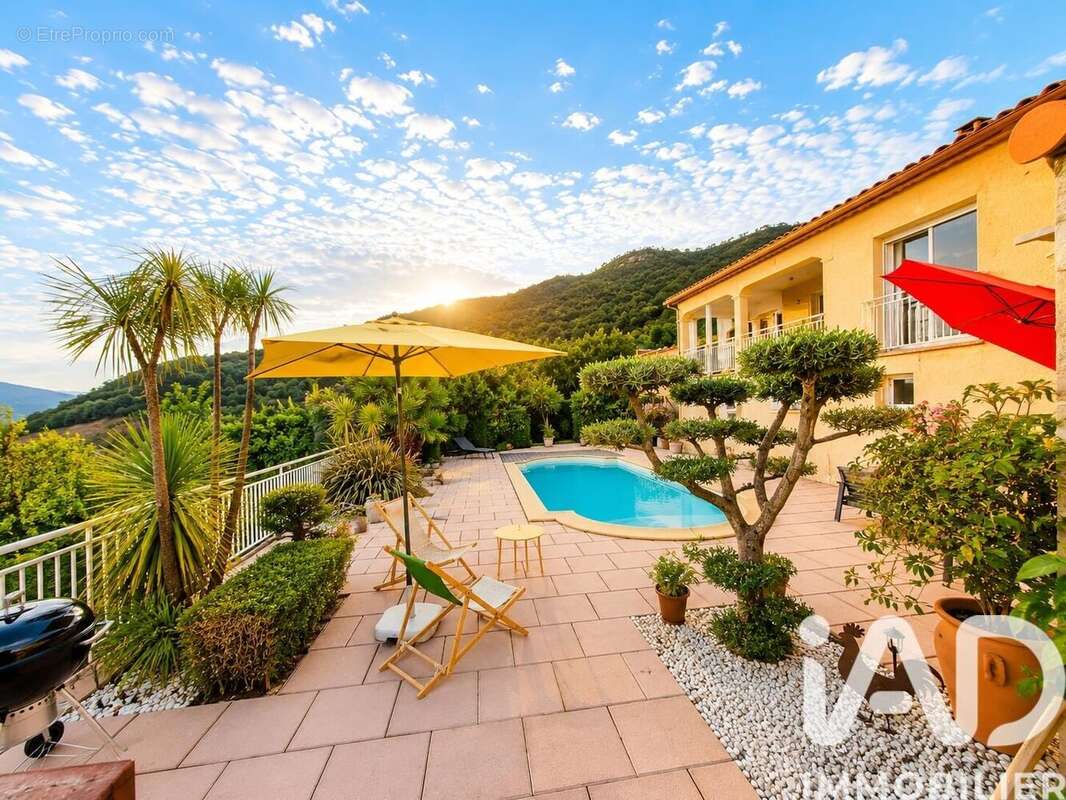 Photo 2 - Maison à REYNES