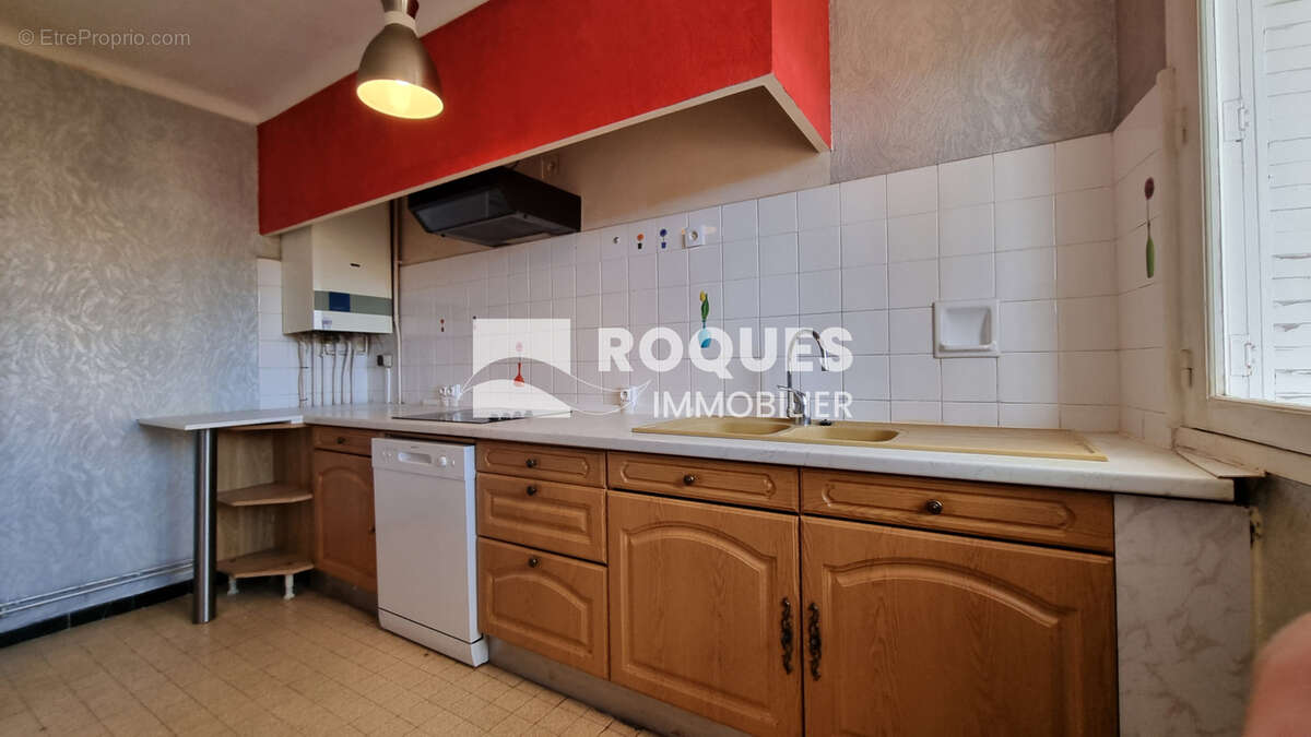 LAMALOU LES BAINS à vendre Appartement type F3 en centre ville - photo 5