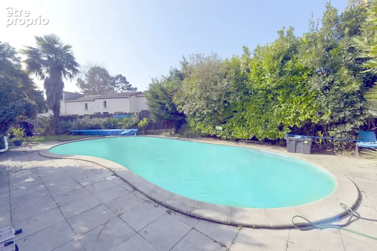 178 m² à Royan  - photo 2