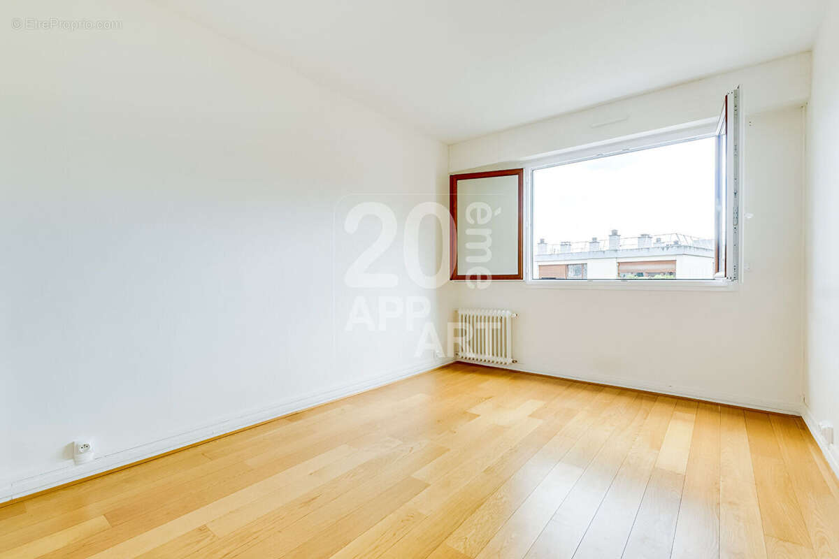 Appartement à PARIS-20E