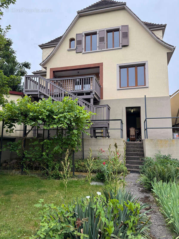 À VENDRE ! Superbe maison 7 pièces avec jardin, garages et dépendance Schiltigheim - photo 2