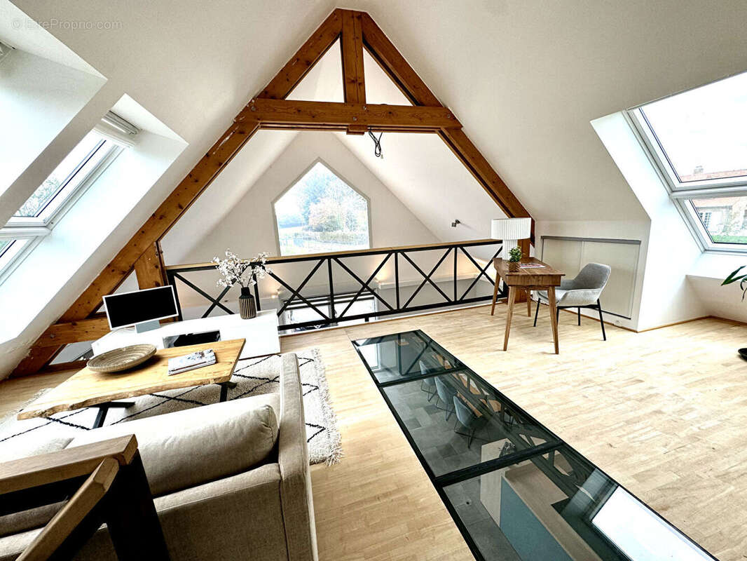 Maison à LA CAPELLE-LES-BOULOGNE