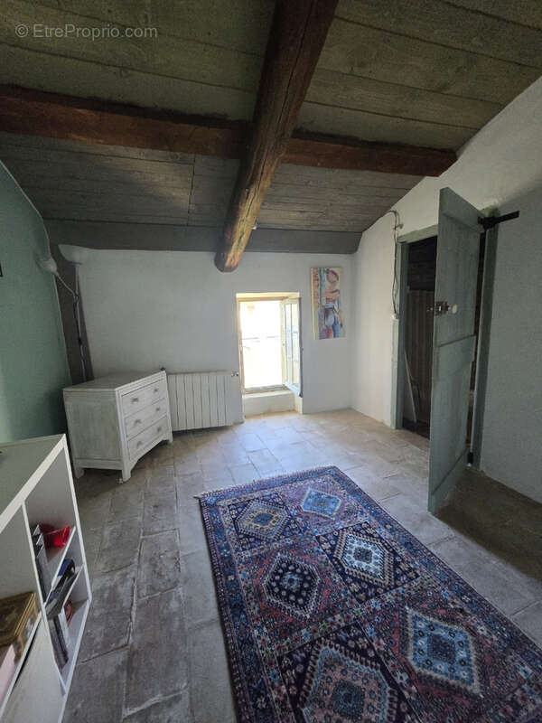 Appartement à CAUX