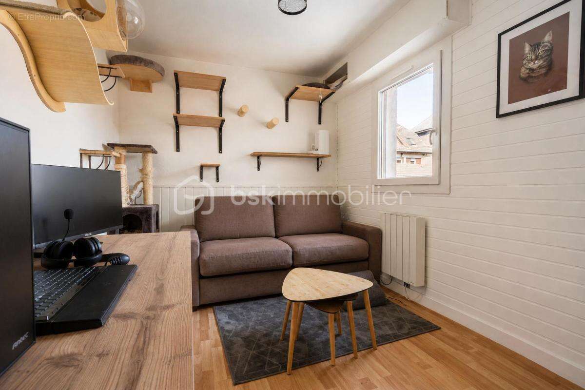 Appartement à POISY