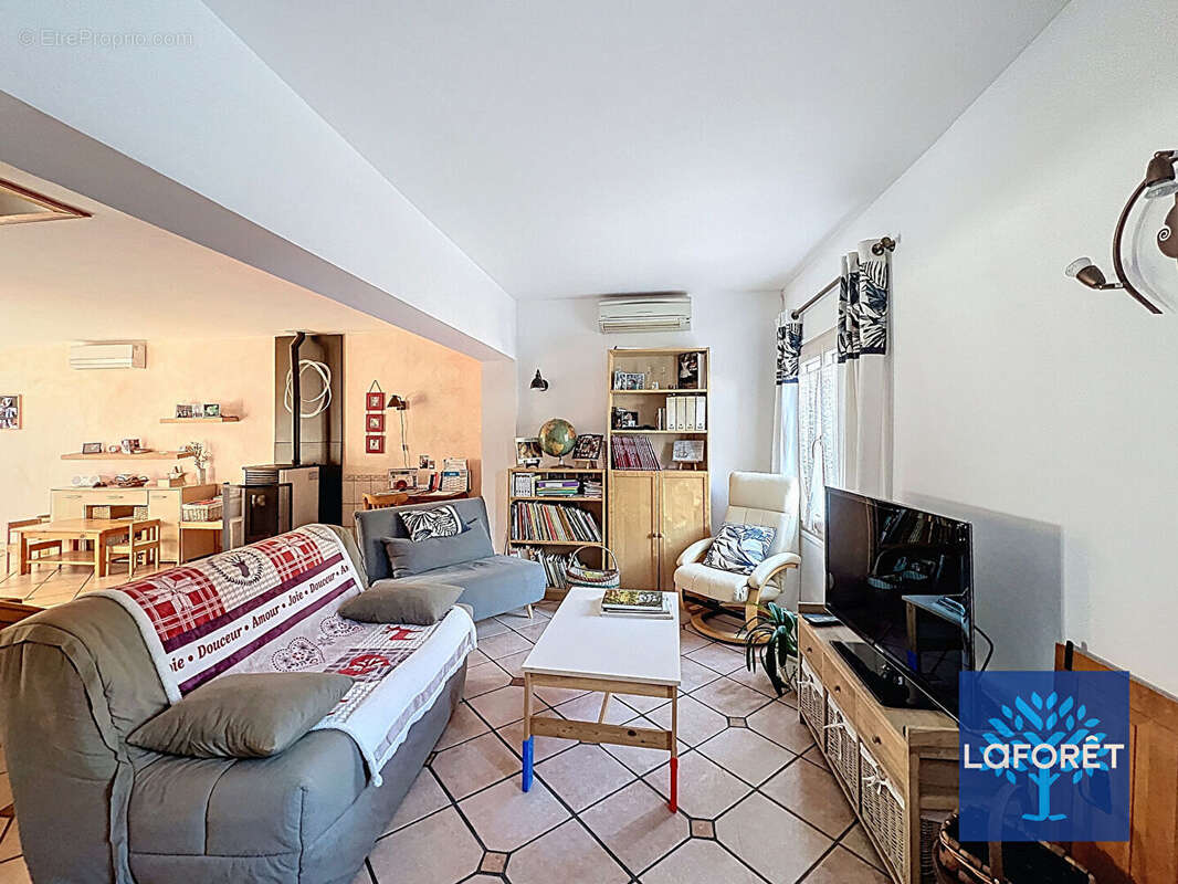 Maison Orveau 5 pièces 135 m2 - sous-sol total - 946 m² de terrain - photo 7