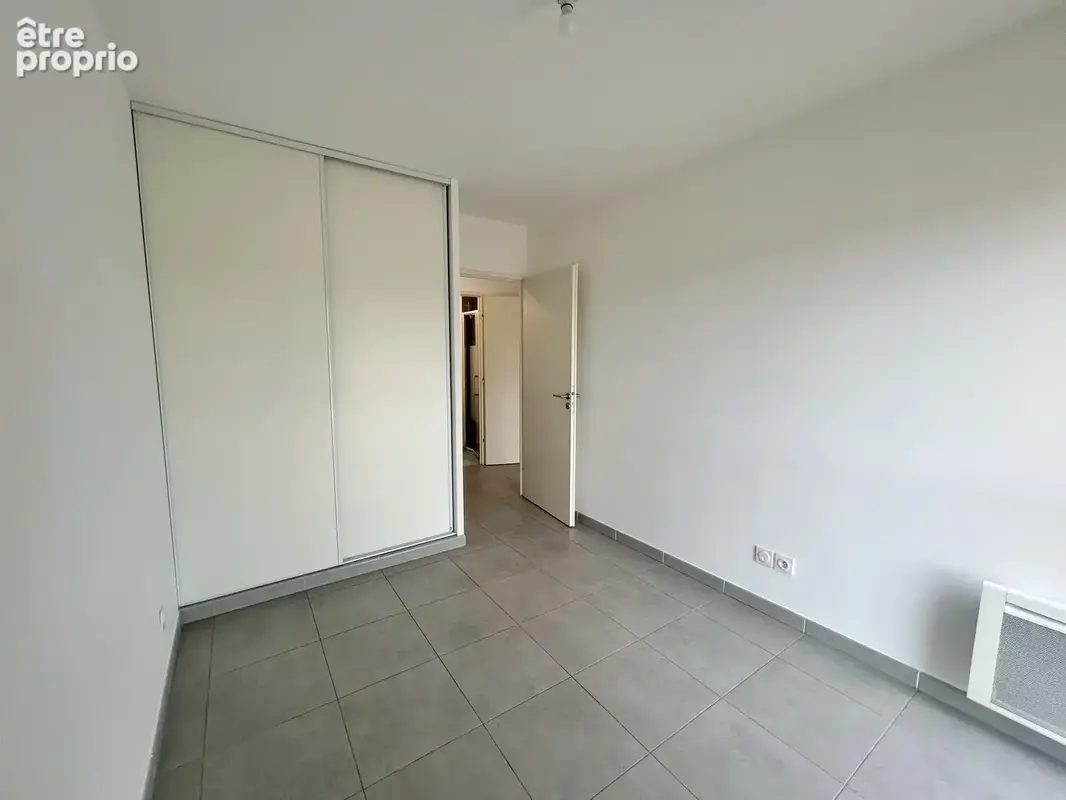 Investisseur/futur propriétaire :3 pièces  terrasse  double garage  piscine - photo 11