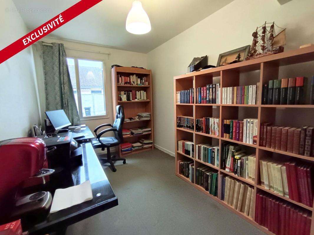 Maison à FONTENAY-TRESIGNY