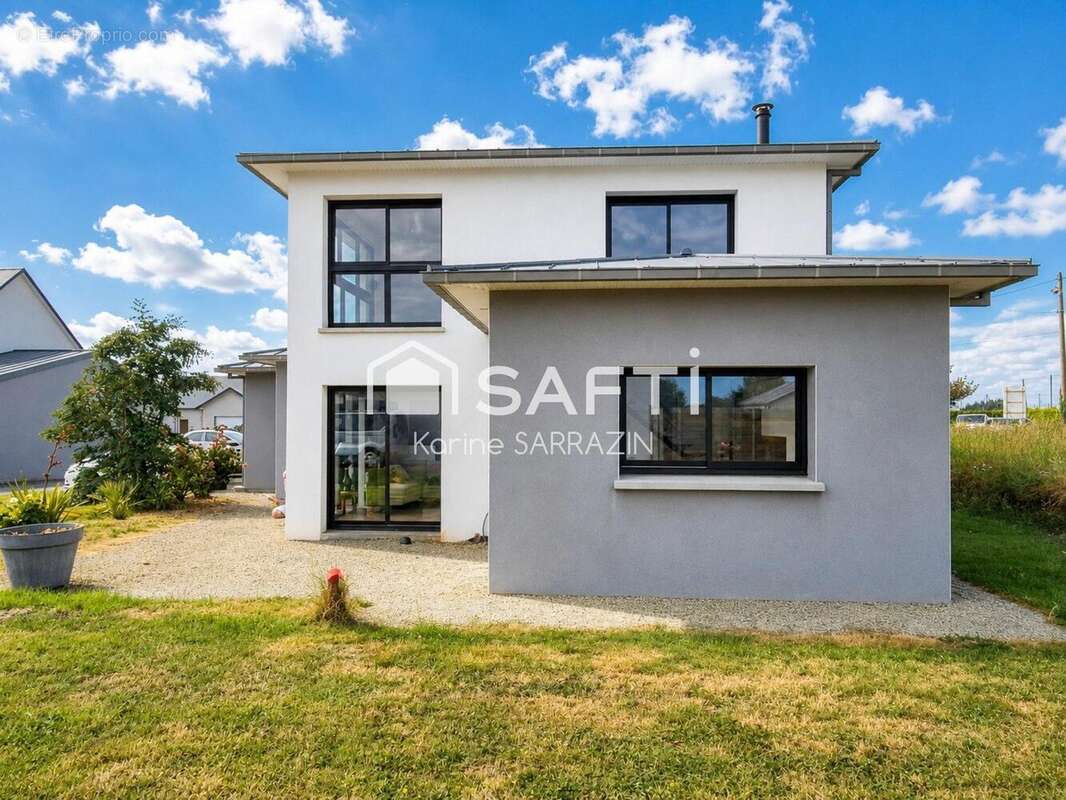 Maison 159 m² à Saint-Pair-Sur-Mer  - photo 2