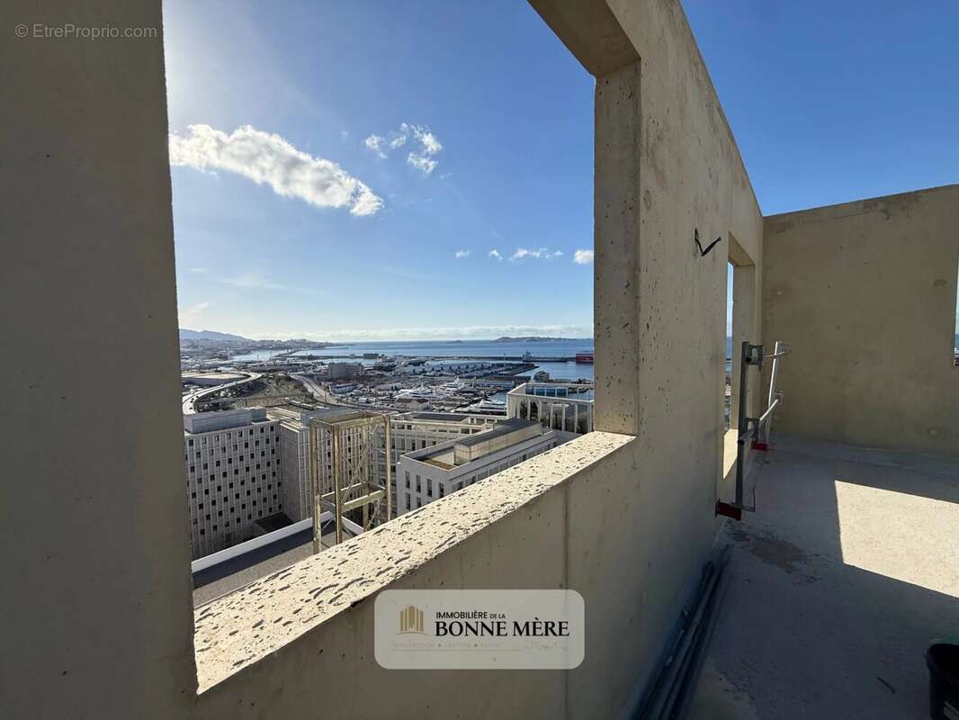 Appartement à MARSEILLE-15E