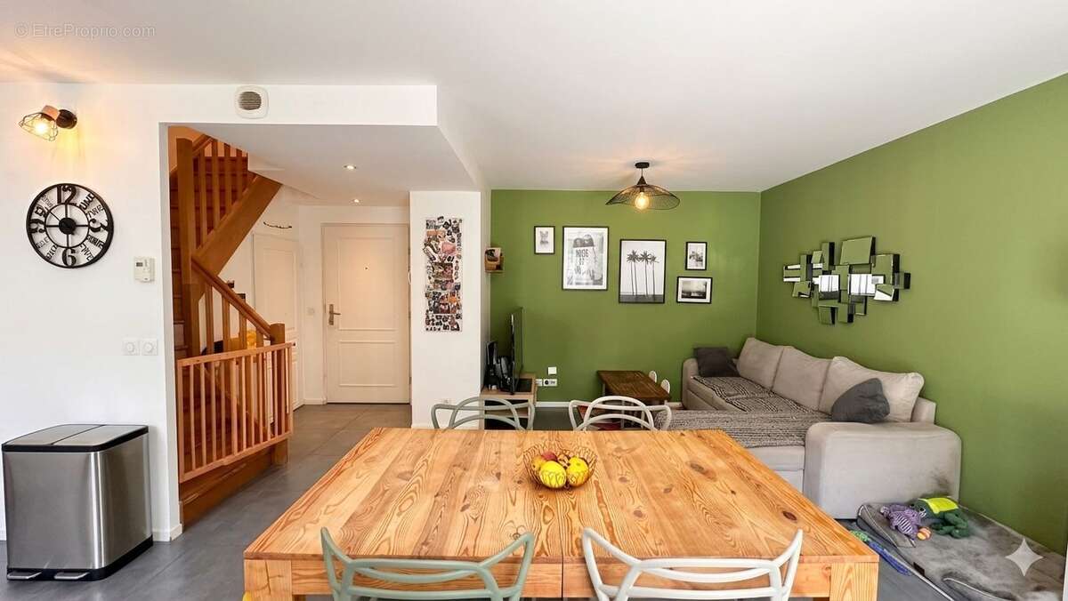Appartement à QUINTAL